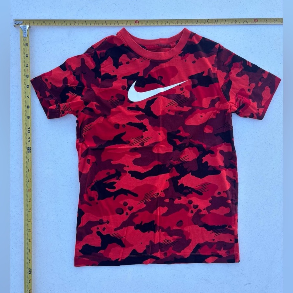 Nike Youth Large Shirt
